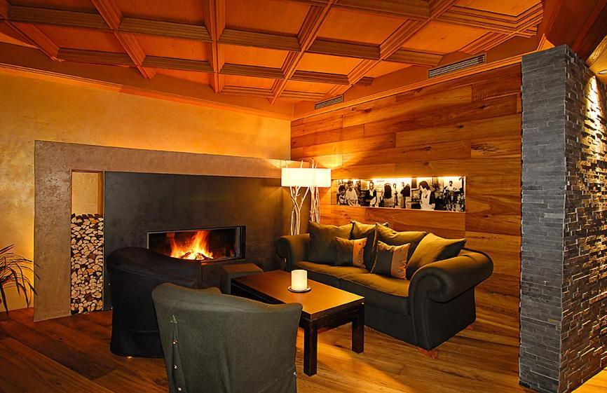 Hotel Zum Mohren Tesimo Luaran gambar